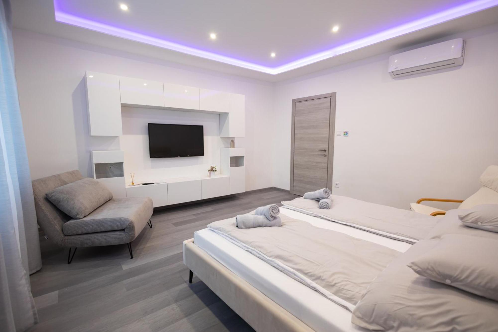 Fonix Apartman Debrecen Extérieur photo